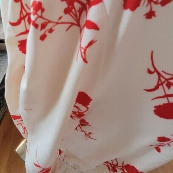 Ophelia Roe Small Wrap Smocked Blouse Cream Red Floral V-neck Elastic Waist EUC - Picture 8 of 11